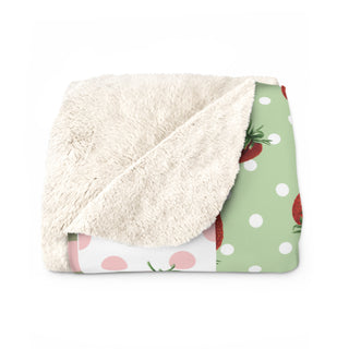 Cozy Strawberry Sherpa Fleece Blanket - Perfect for Picnics & Gifts