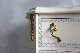 Stamp™ Bella IOD DIY home decor projects