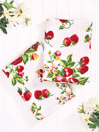 Strawberry Basket Tea Towel, hand towel, dish clothes, April Cornell Tea Towel Strawberry Basket Print set of 2 cotton kitchen towels