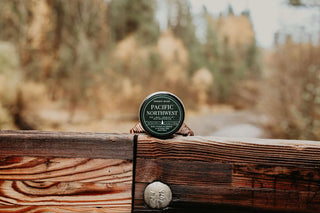 4oz candles Gift Candles Corporate Gifts Pacific Northwest: Wild huckleberry / Crackling Wood Wick
