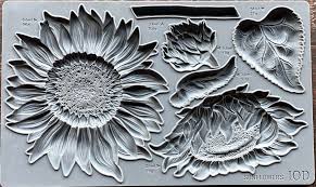 Moulds™ Sunflowers